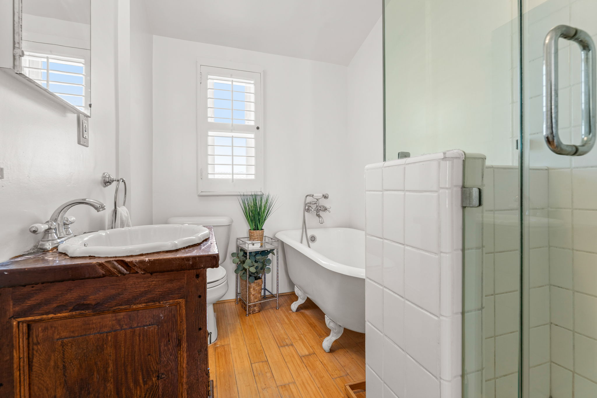 1403 N.Bayfront Balboa Island home - photo 21