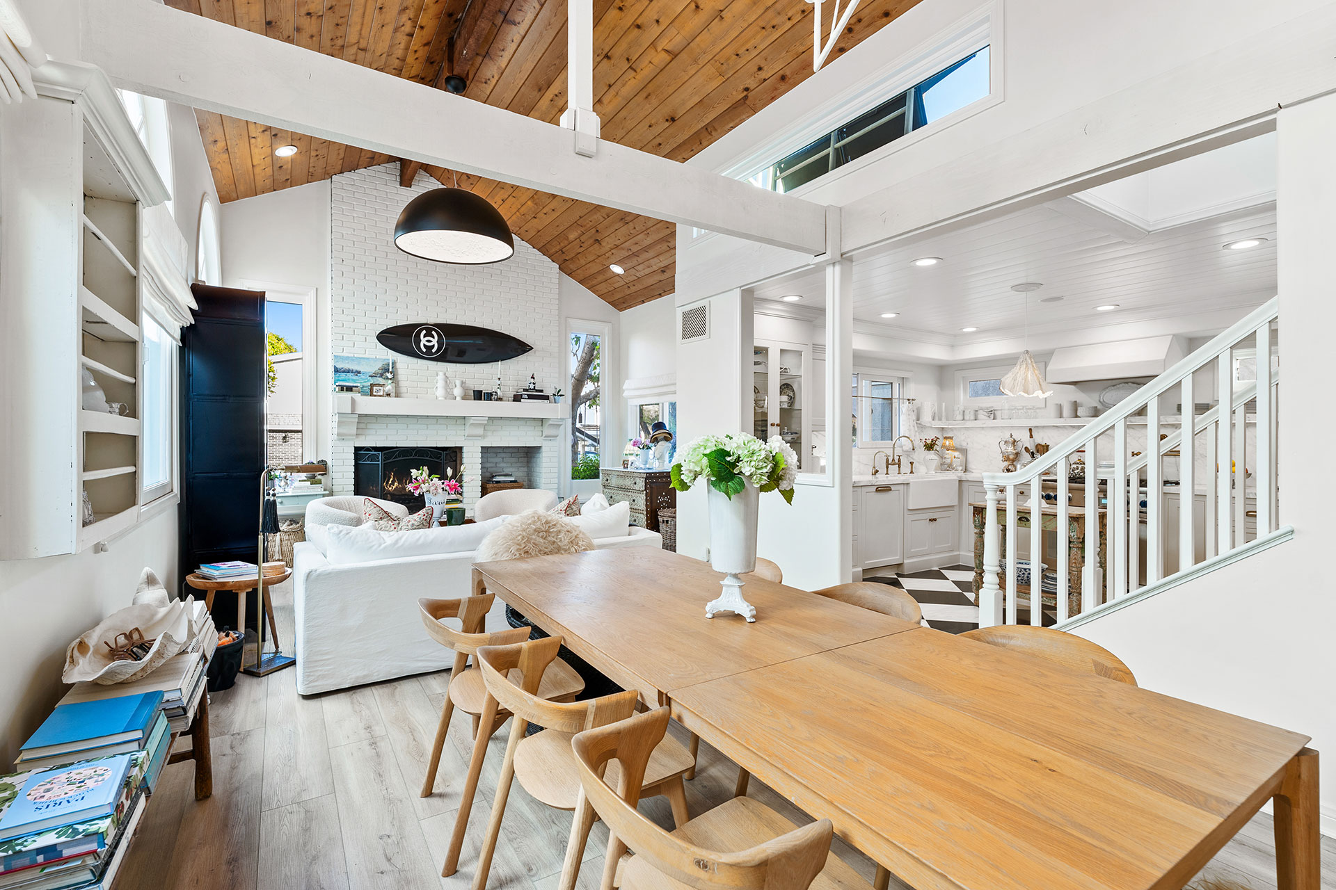 209 Diamond Balboa Island home - photo 13