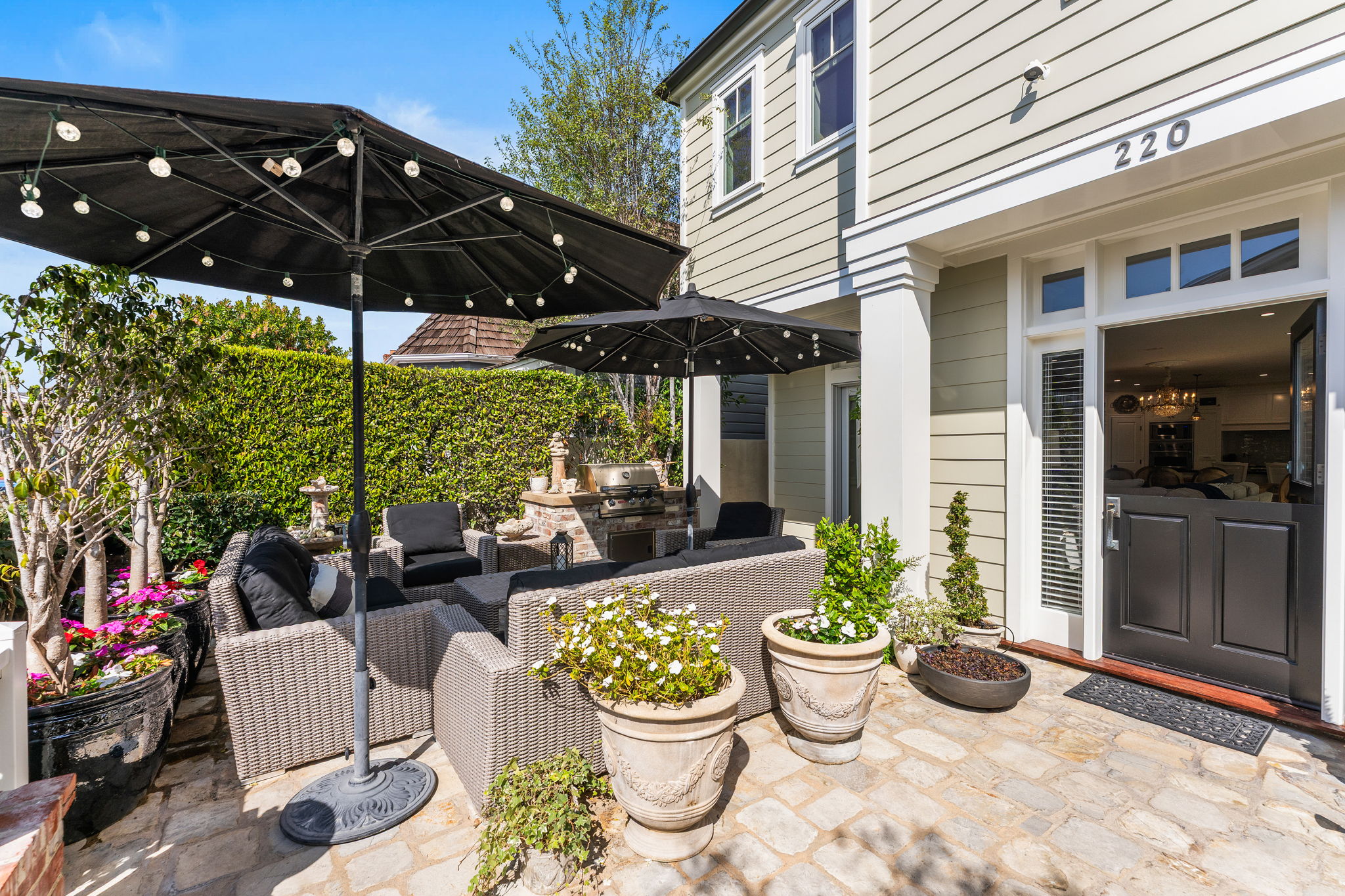 220 Coral Balboa Island home - photo 2