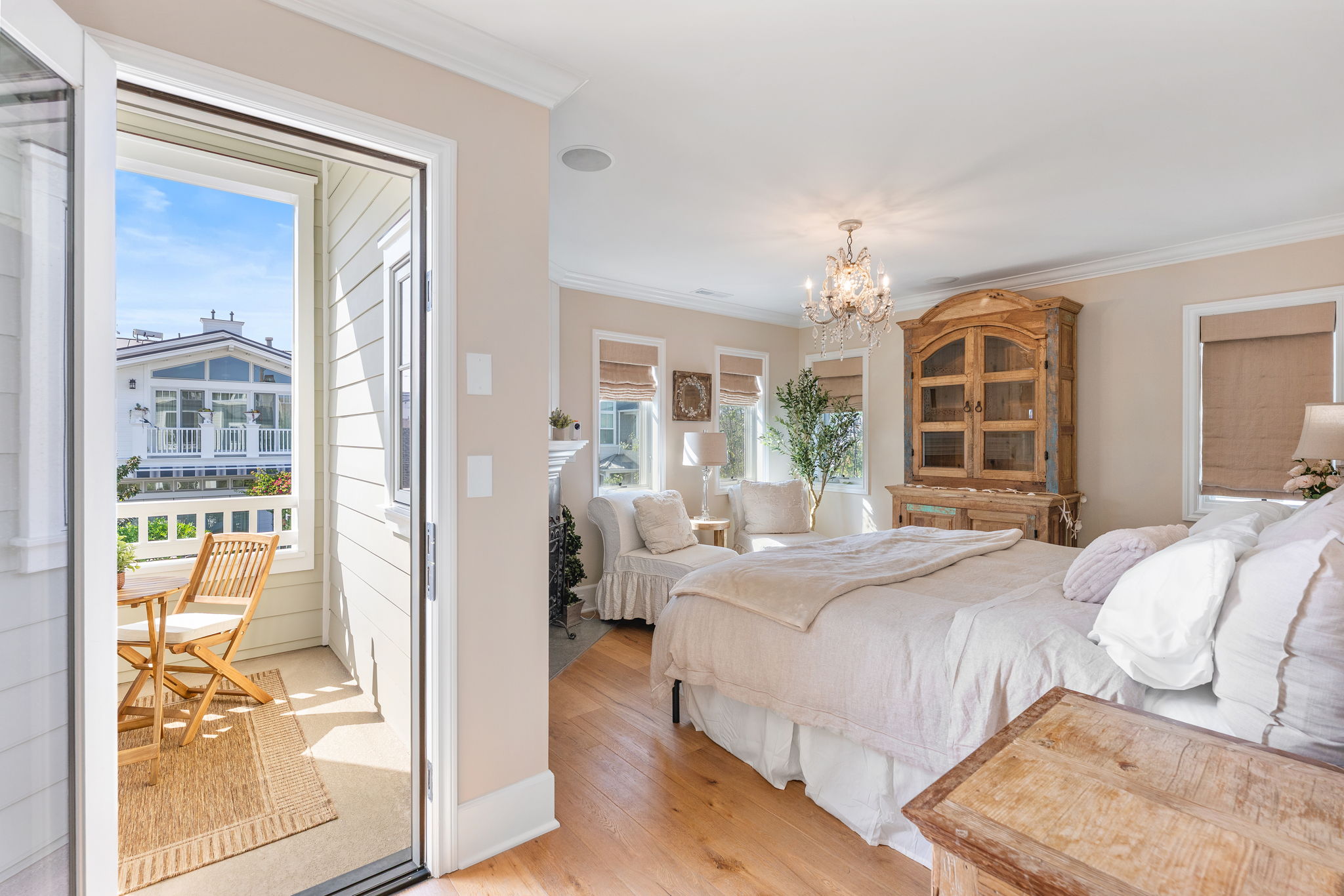 220 Coral Balboa Island home - photo 25