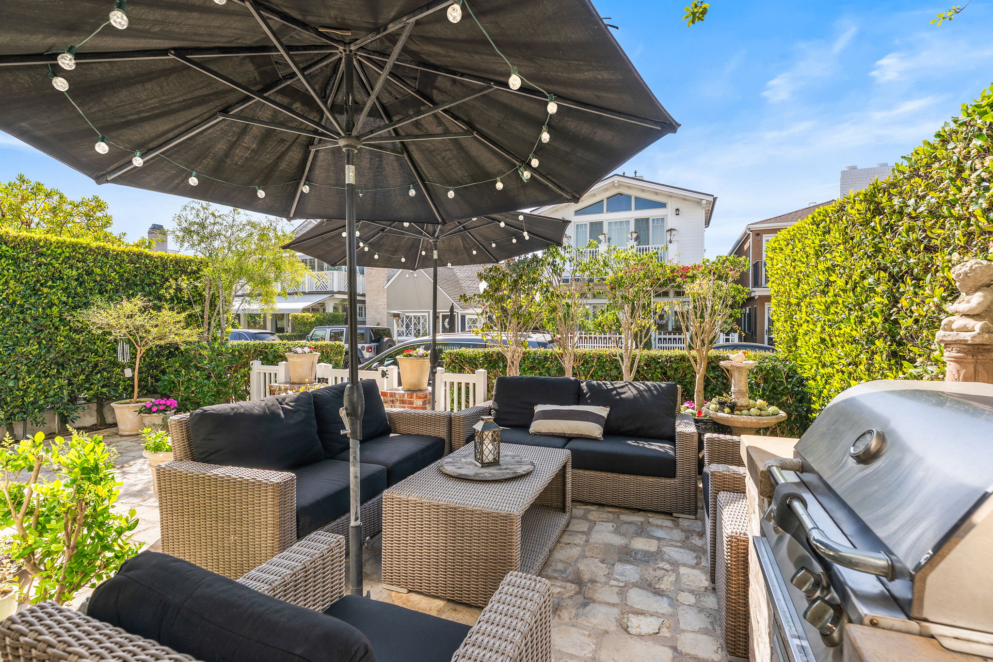 220 Coral Balboa Island home - photo 5