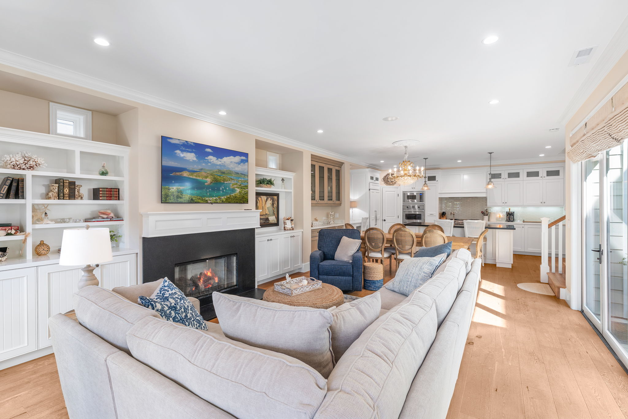 220 Coral Balboa Island home - photo 7