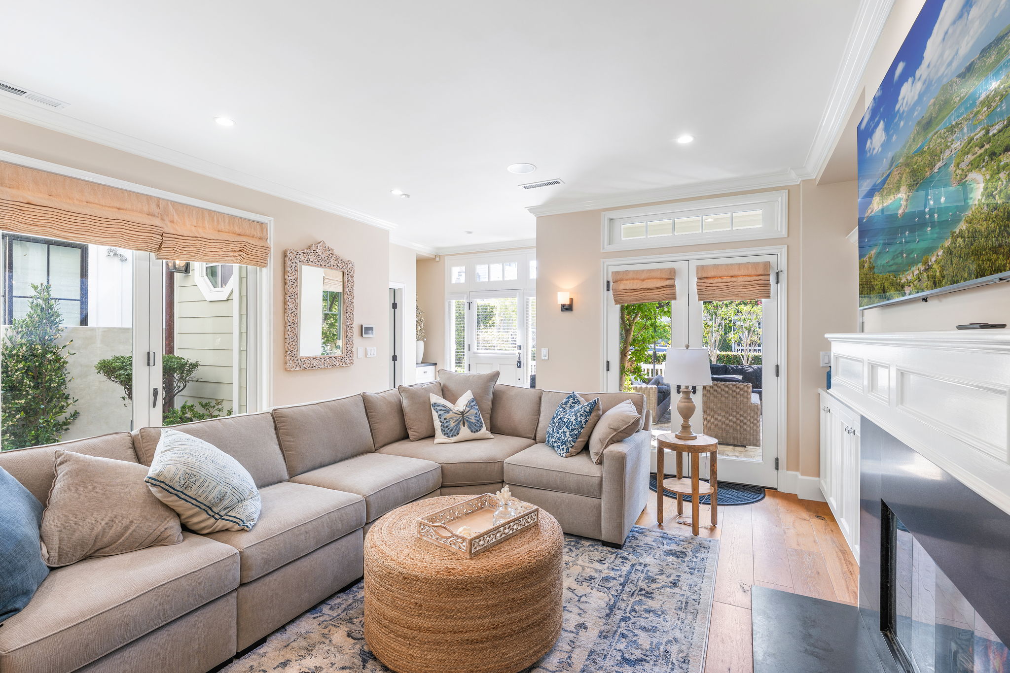 220 Coral Balboa Island home - photo 9