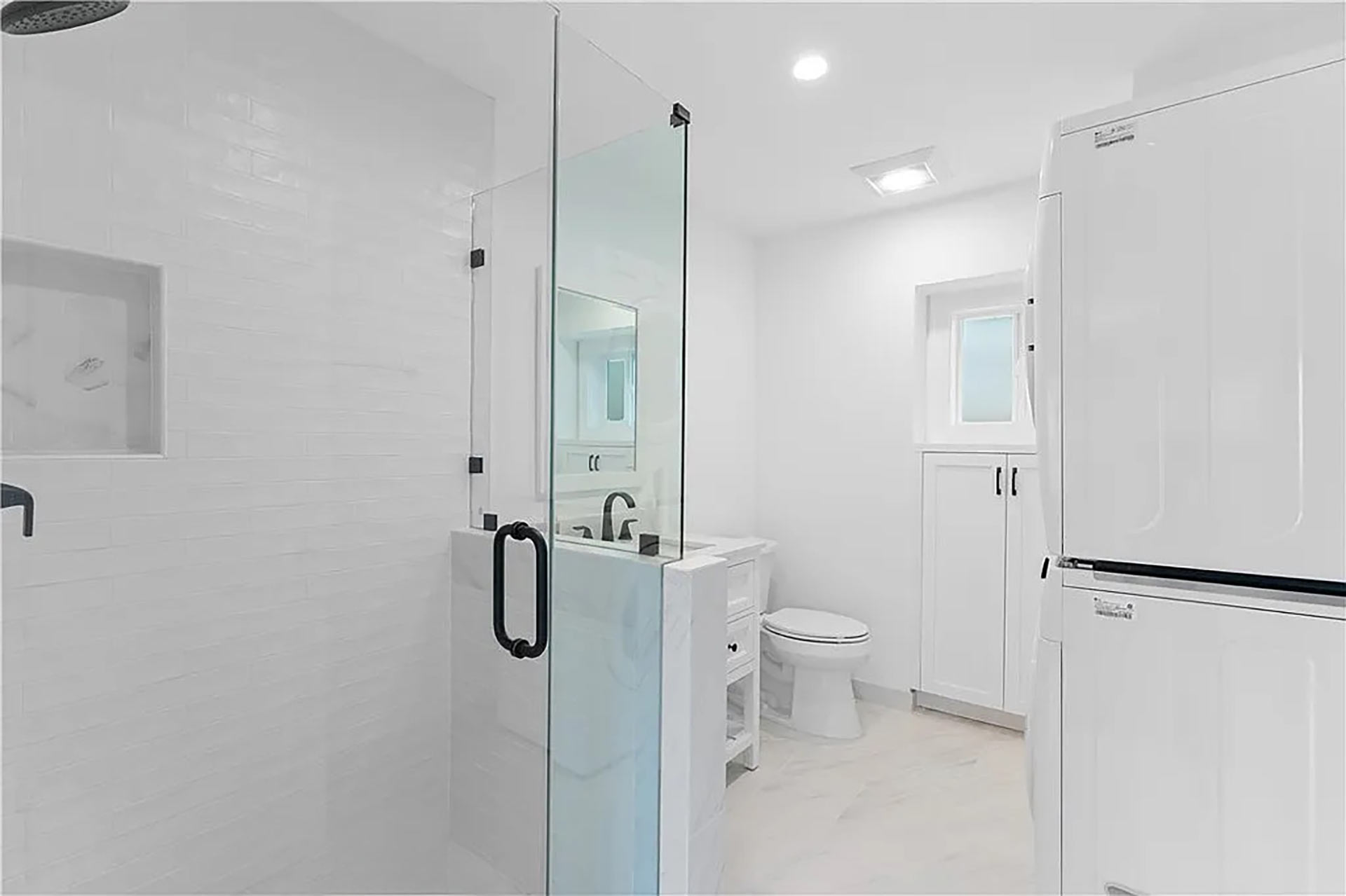 227 Coral Balboa Island home - photo 15