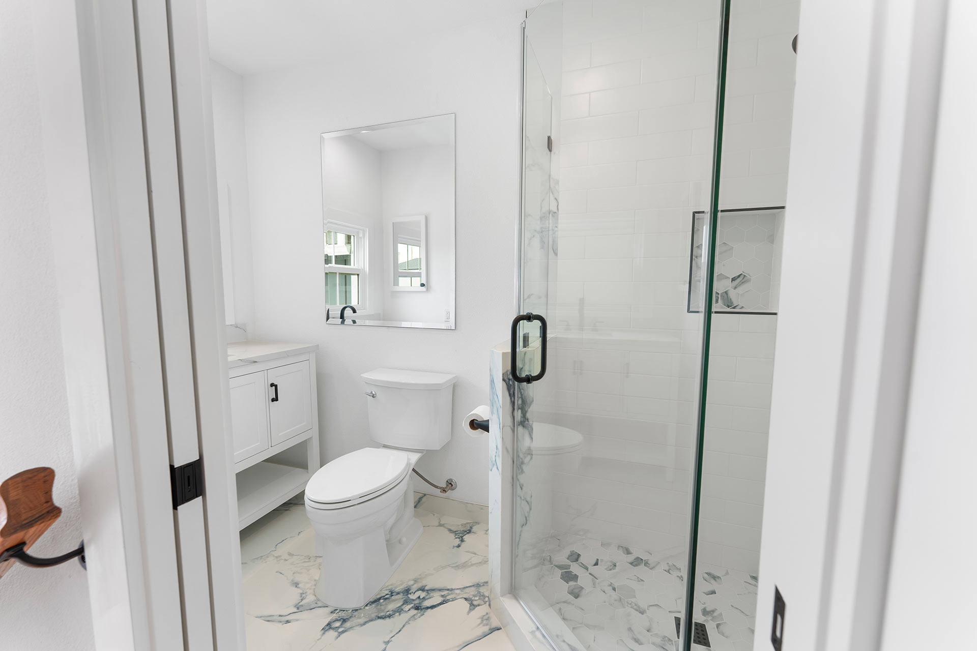 227 Coral Balboa Island home - photo 22