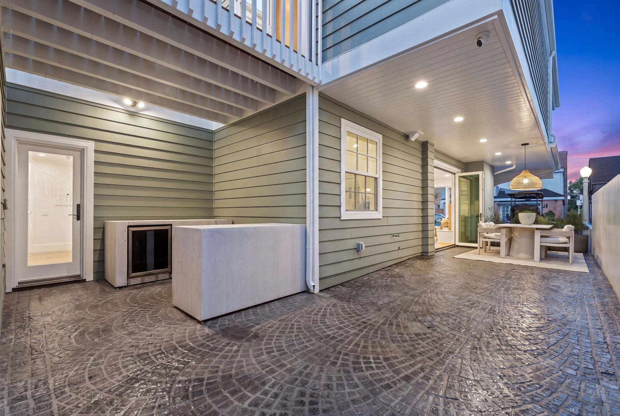 327 Amethyst Balboa Island home - photo 10