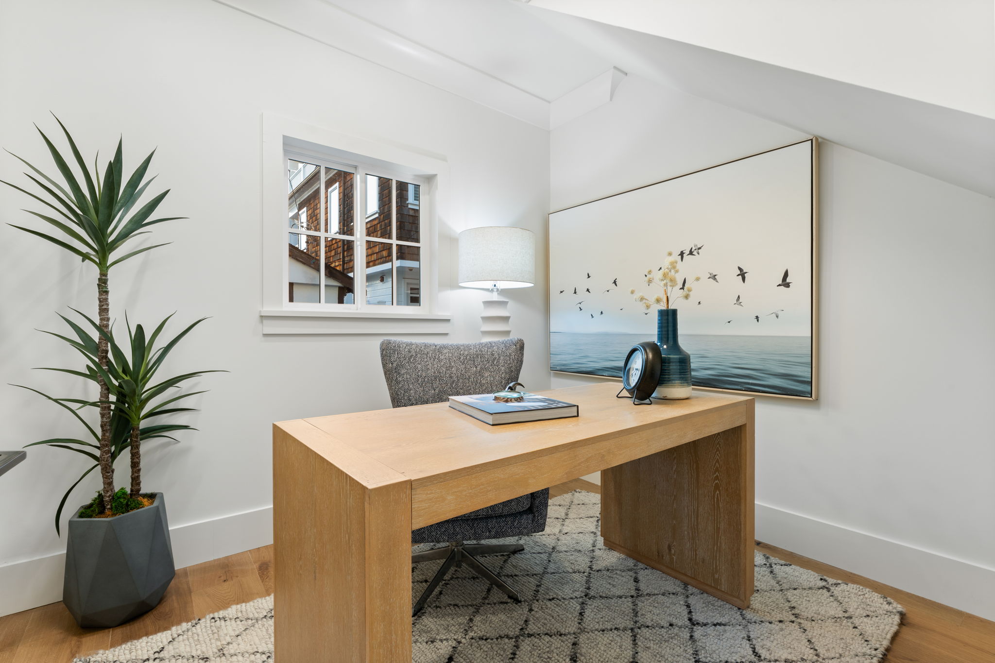 327 Amethyst Balboa Island home - photo 24