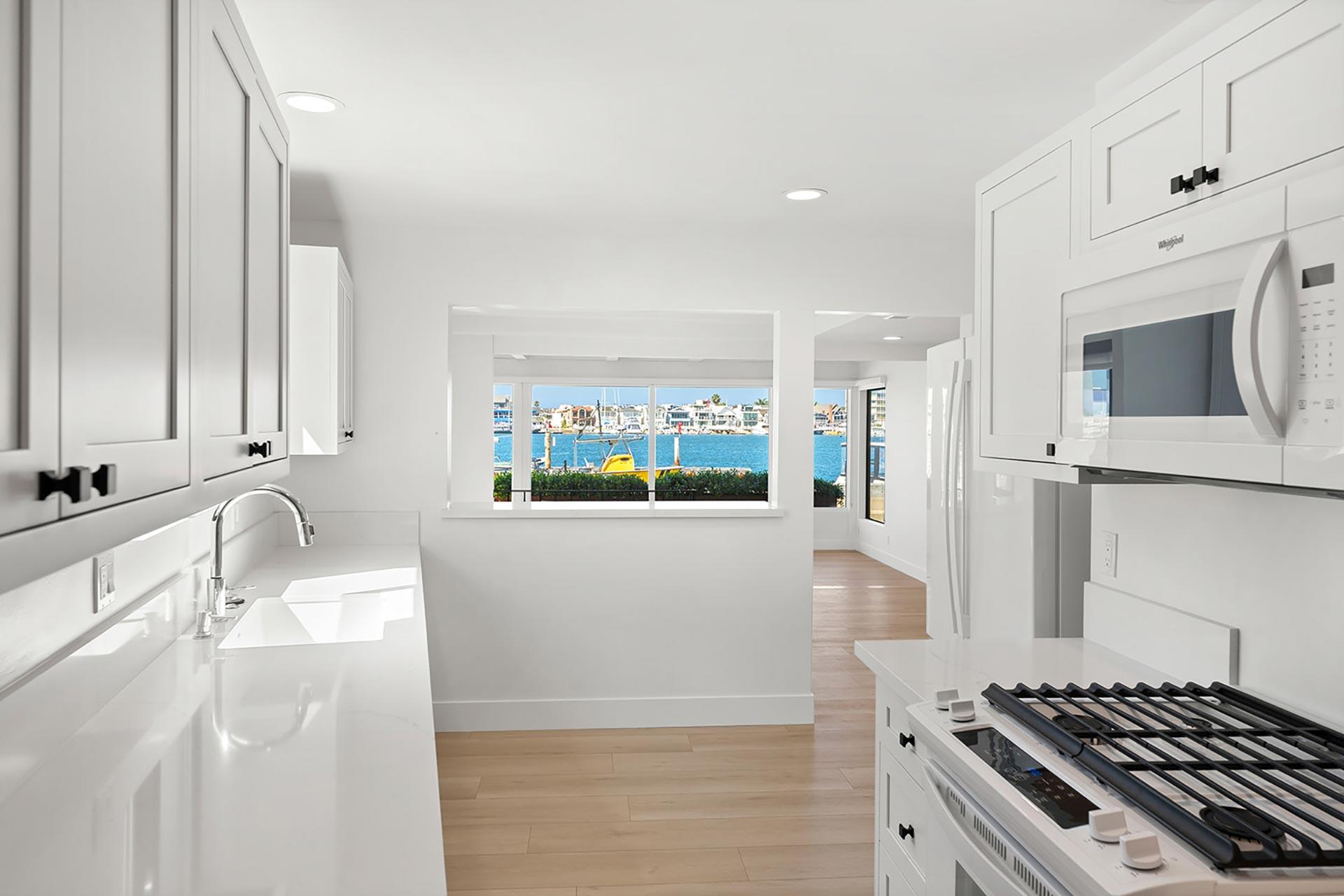 404 S. Bayfront Balboa Island home - photo 17